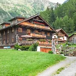 Lägenhet Beim Holzschnitzer-2 By Interhome