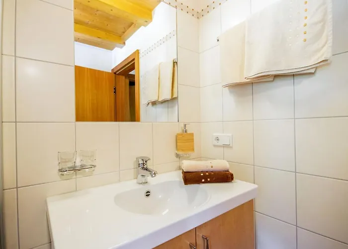 Апартаменты Beim Holzschnitzer-2 By Interhome *